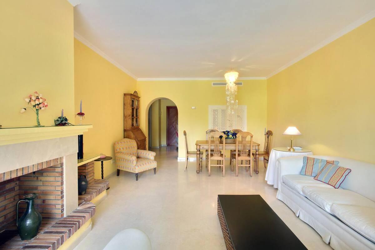 Apartamento entre Marbella y Estepona Bagian luar foto