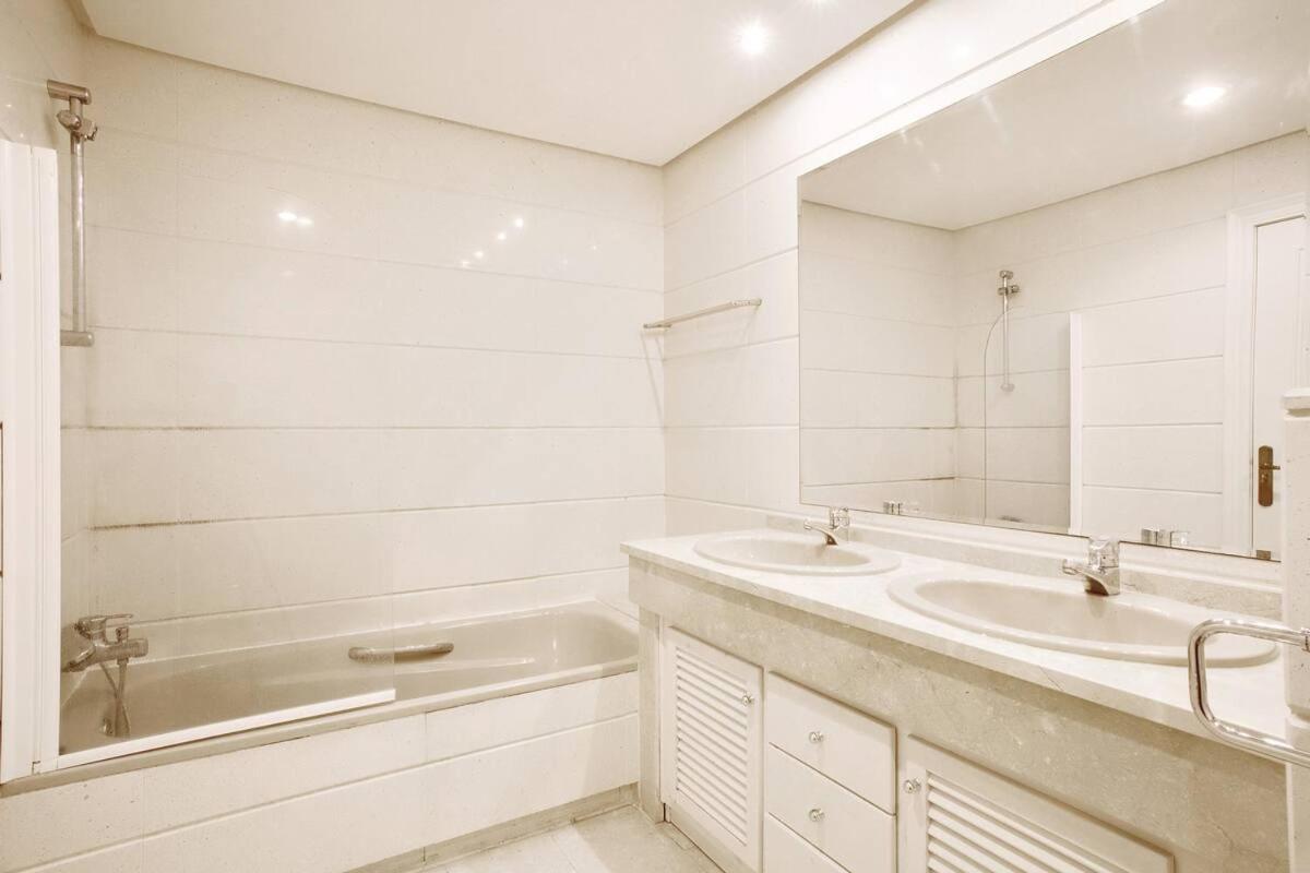 Apartamento entre Marbella y Estepona Bagian luar foto