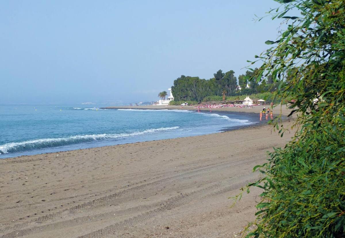Apartamento entre Marbella y Estepona Bagian luar foto