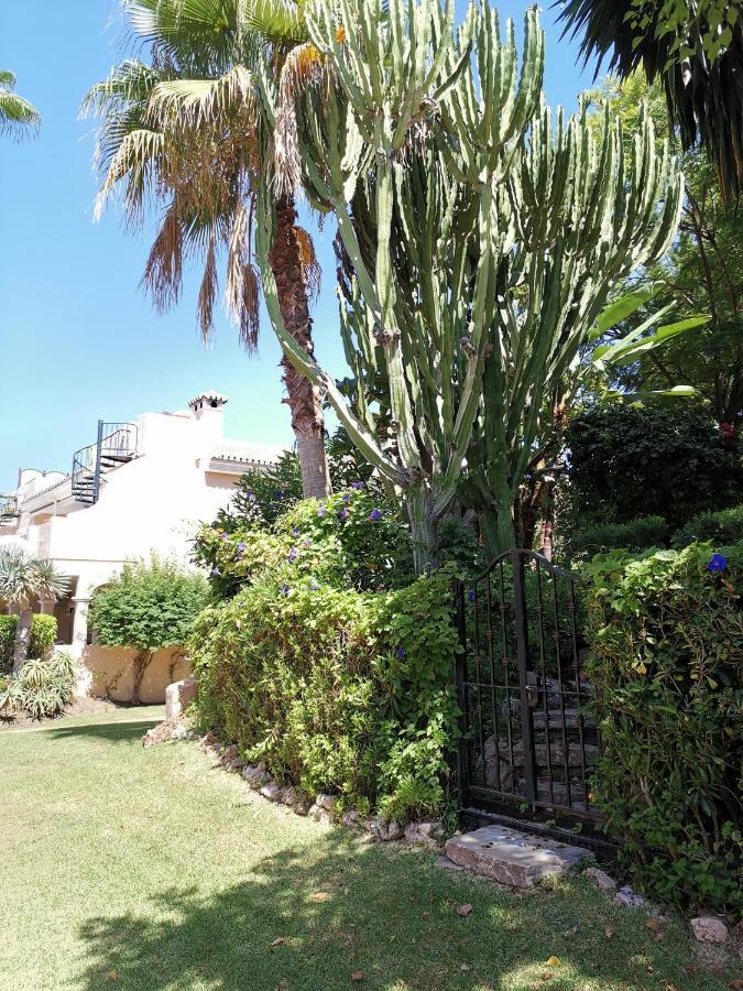 Apartamento entre Marbella y Estepona Bagian luar foto