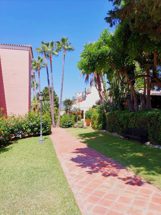 Apartamento entre Marbella y Estepona Bagian luar foto