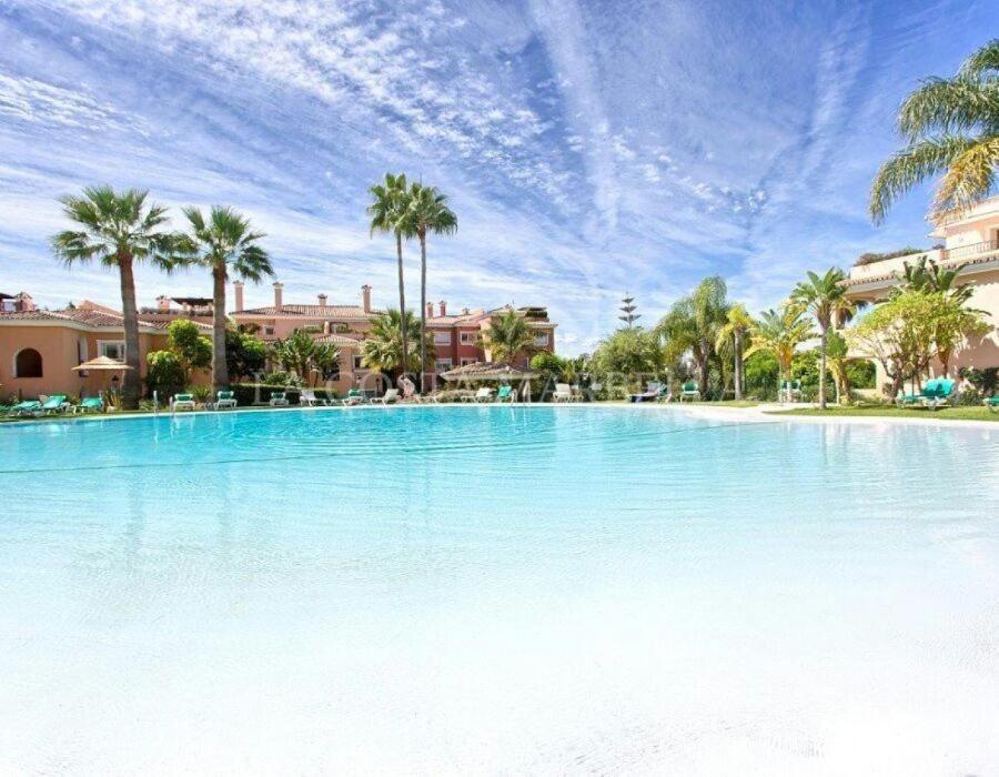 Apartamento entre Marbella y Estepona Bagian luar foto